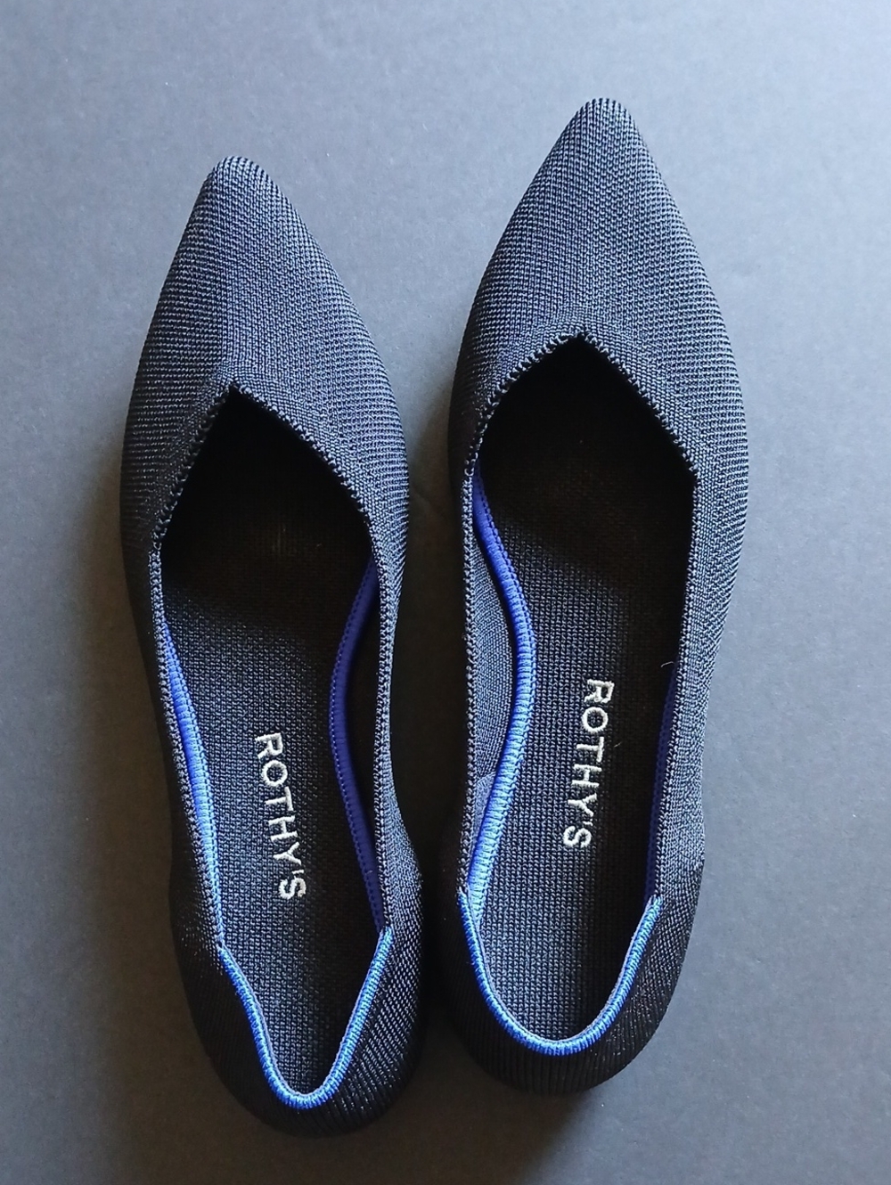 Rothys Black Size 8